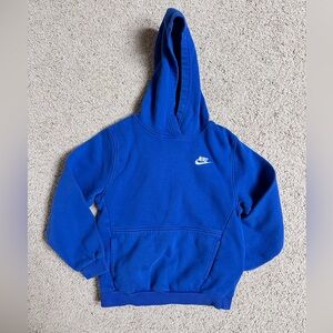 Nike Club Fleece Sweatshirt (size youth large)